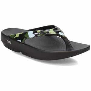 NEW OOFOS women 1403 camo patterned strap sandal in green
